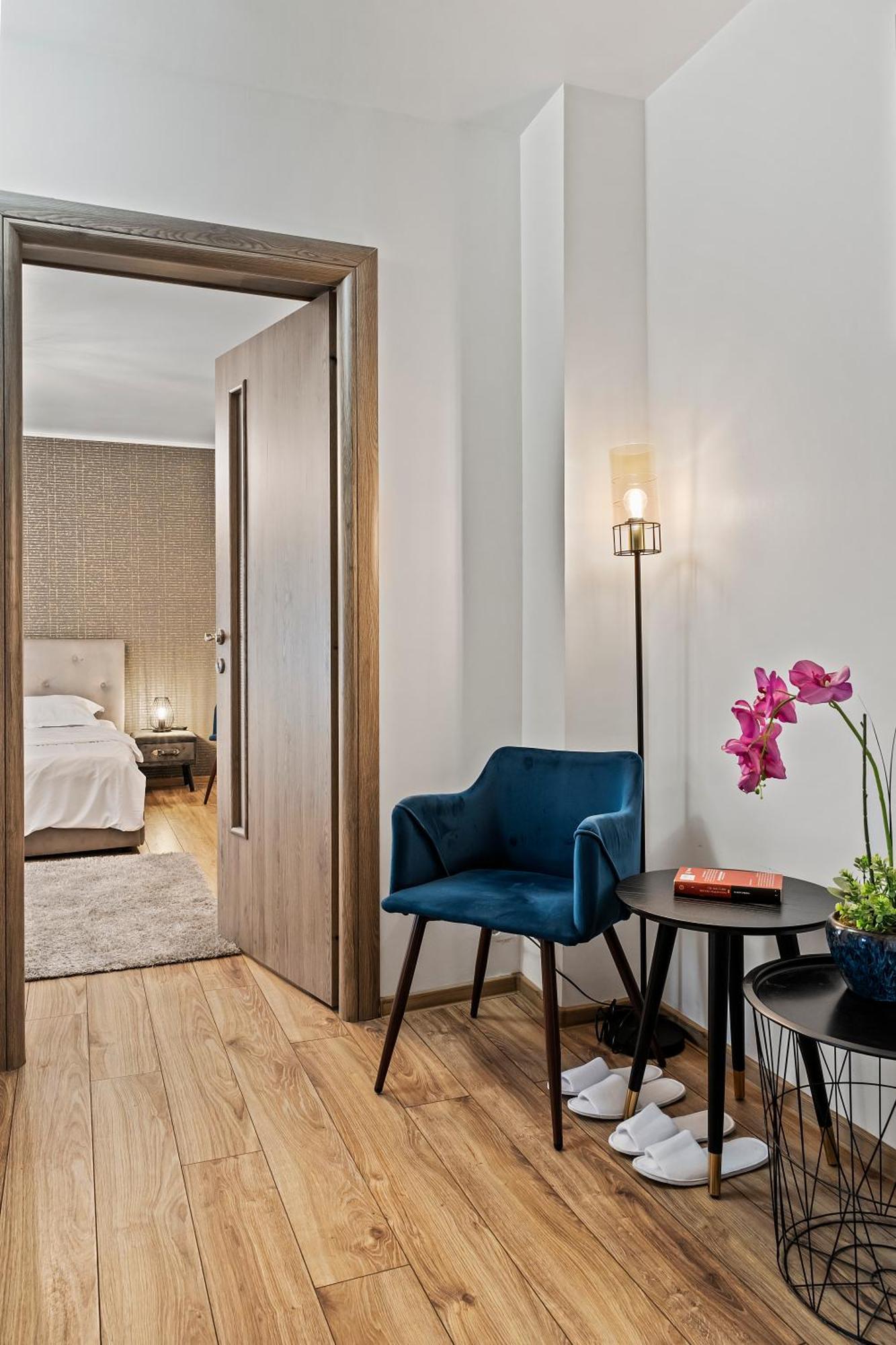 Garsoniera De Lux Si Eleganta Drumul Taberei Bucarest Exterior foto